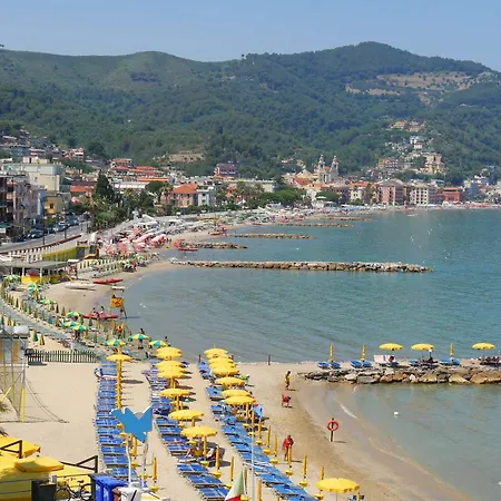 Serendipity With Sea View - Happy Alassio